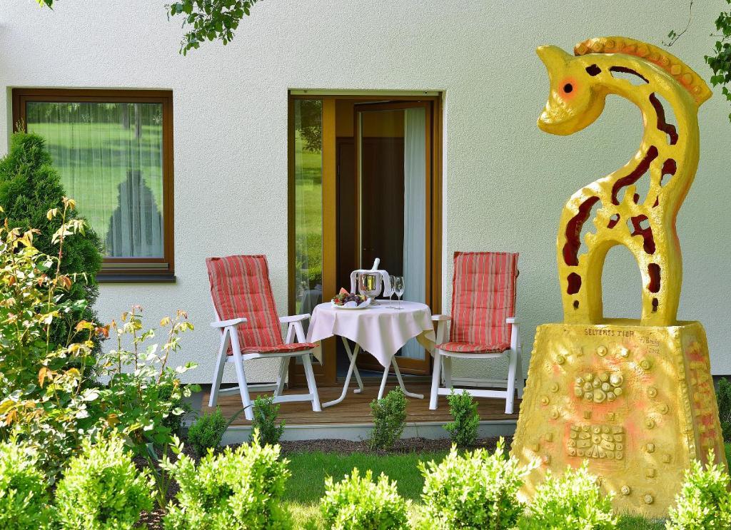 Hotel Schmitt Garni Mönchberg Buitenkant foto
