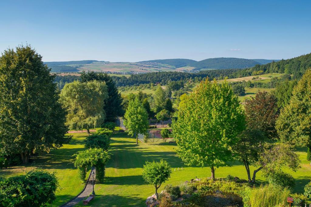 Hotel Schmitt Garni Mönchberg Buitenkant foto