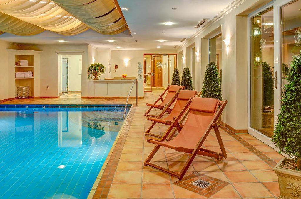 Hotel Schmitt Garni Mönchberg Buitenkant foto